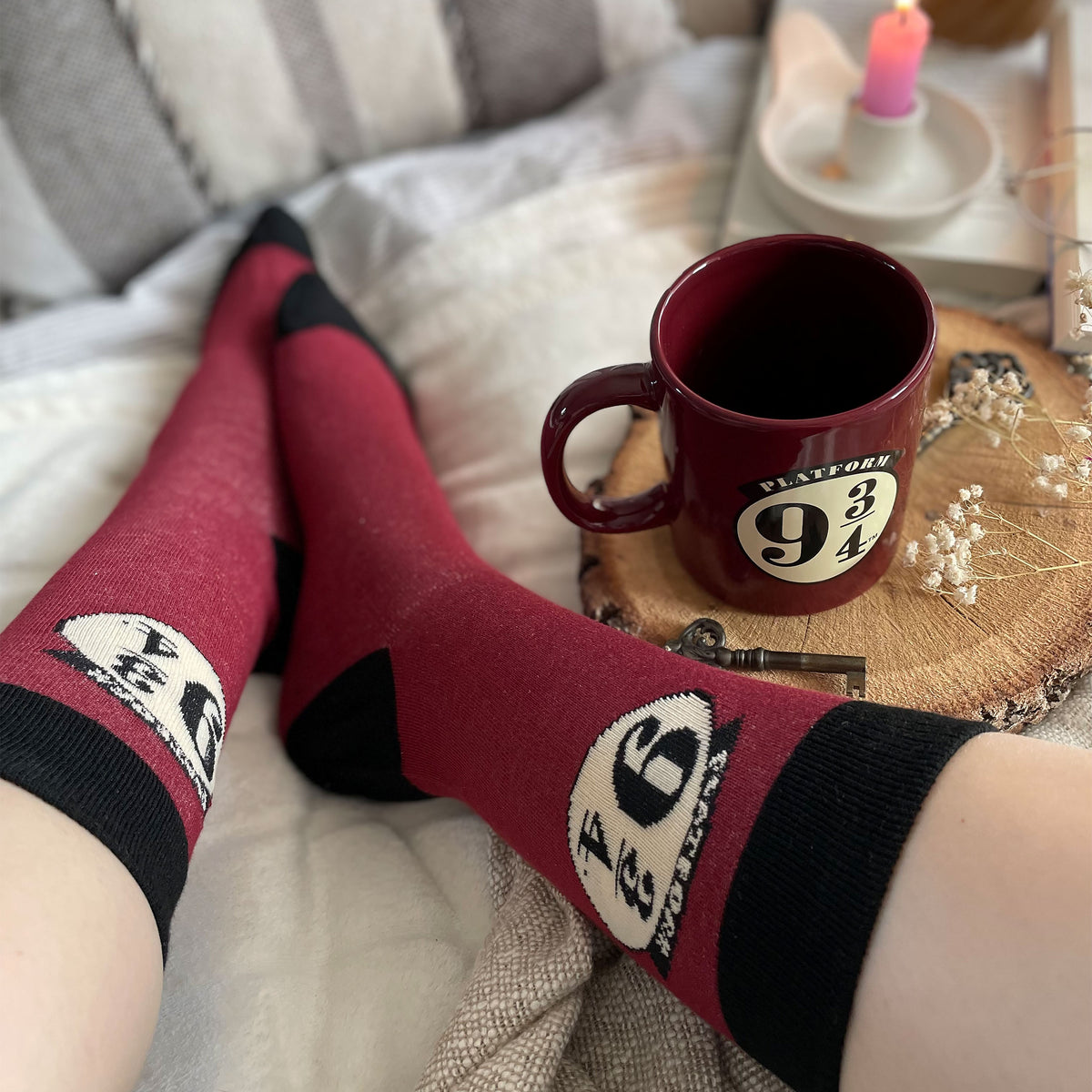 Produktbild Harry Potter - Gleis 9 3/4 Socken und Tasse