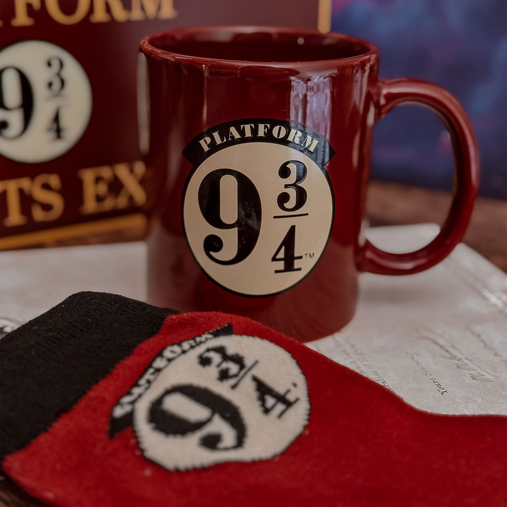 Produktbild Harry Potter - Gleis 9 3/4 Socken und Tasse