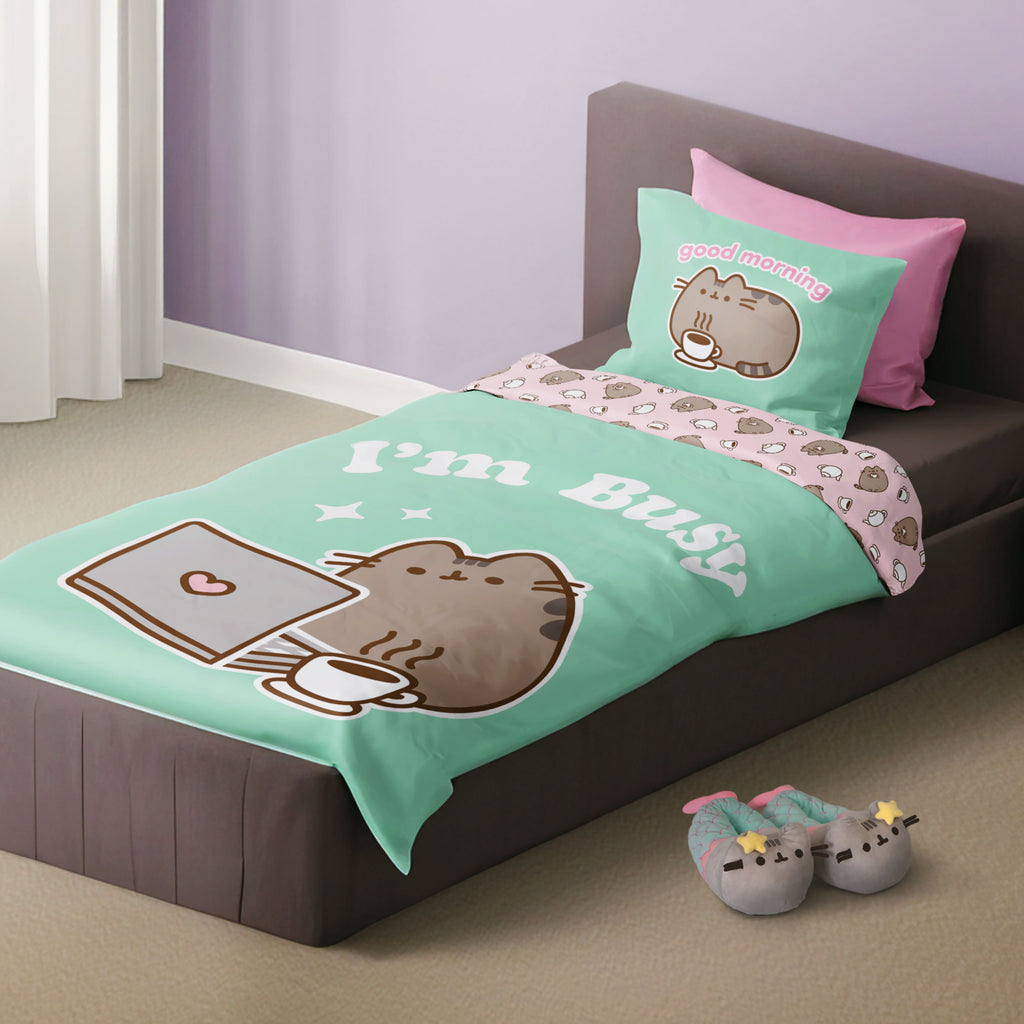 Produktbild Pusheen - Wende-Bettwäsche mit Glow in the Dark Effekt