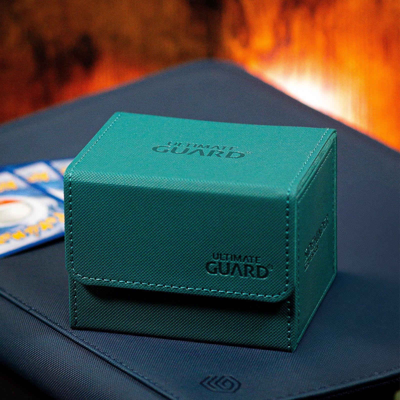 Produktbild Sammelkartenbox Ultimate Guard 100+ petrol
