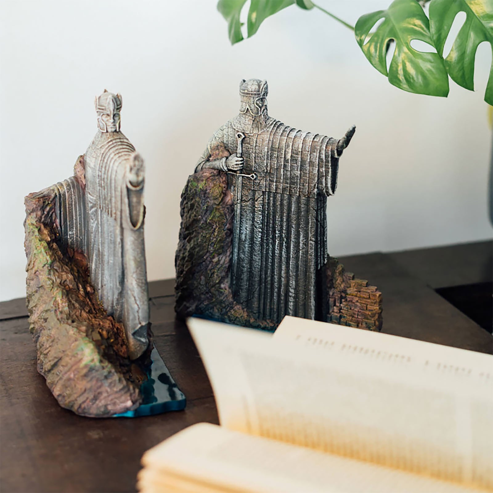 Produktbild Der Herr der Ringe - Gates of Argonath Buchstützen