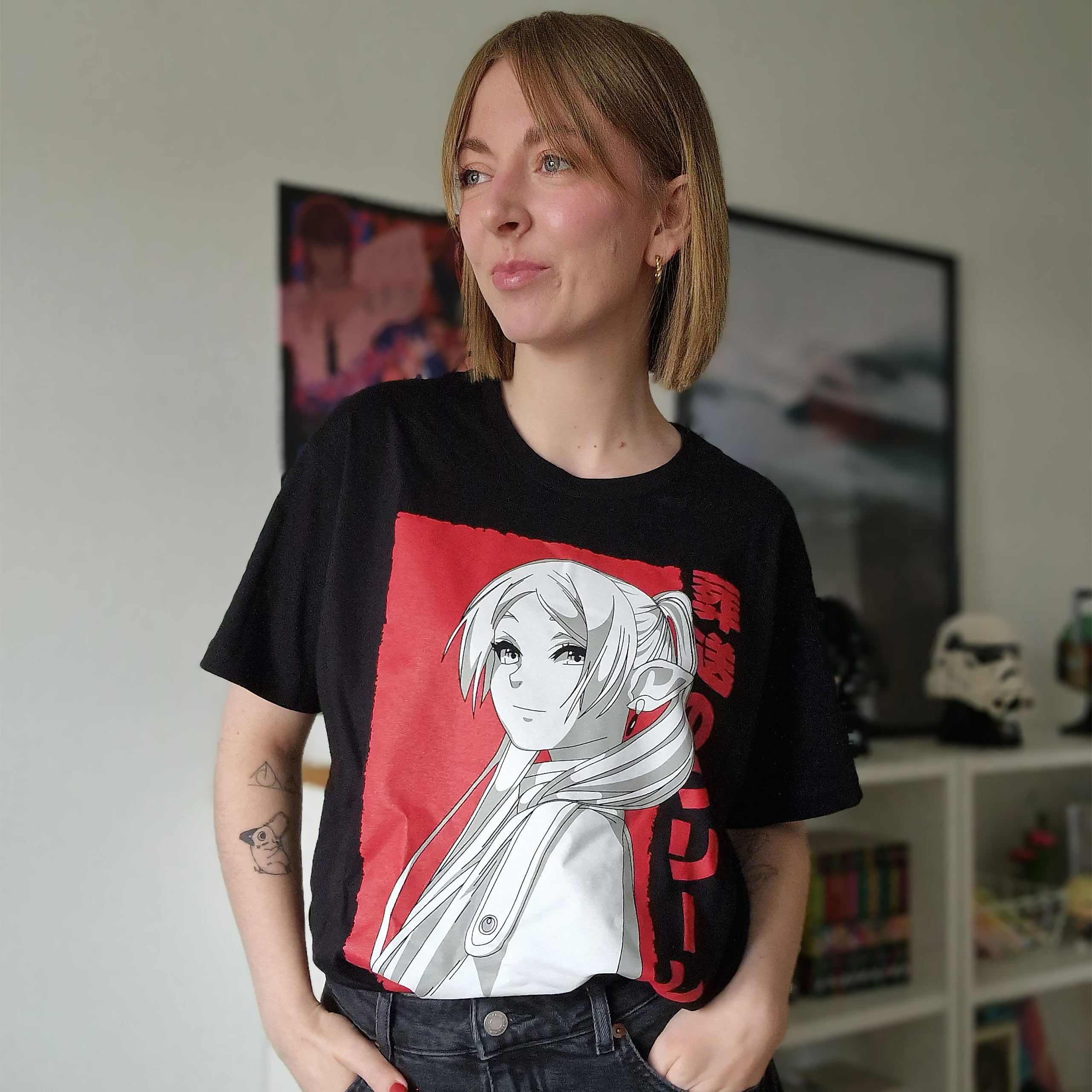 Produktbild Elfenmagierin T-Shirt für Frieren Fans schwarz