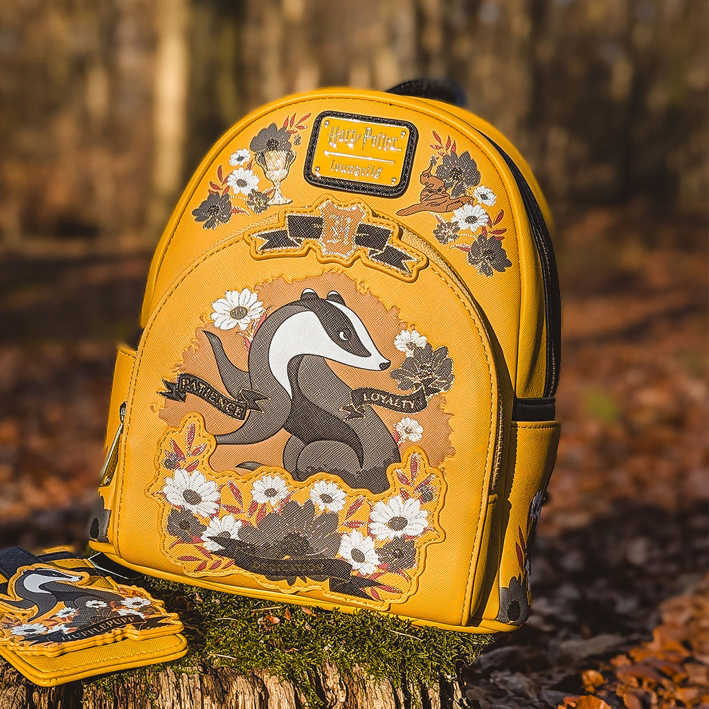 Produktbild Harry Potter - Hufflepuff Tattoo Mini Rucksack
