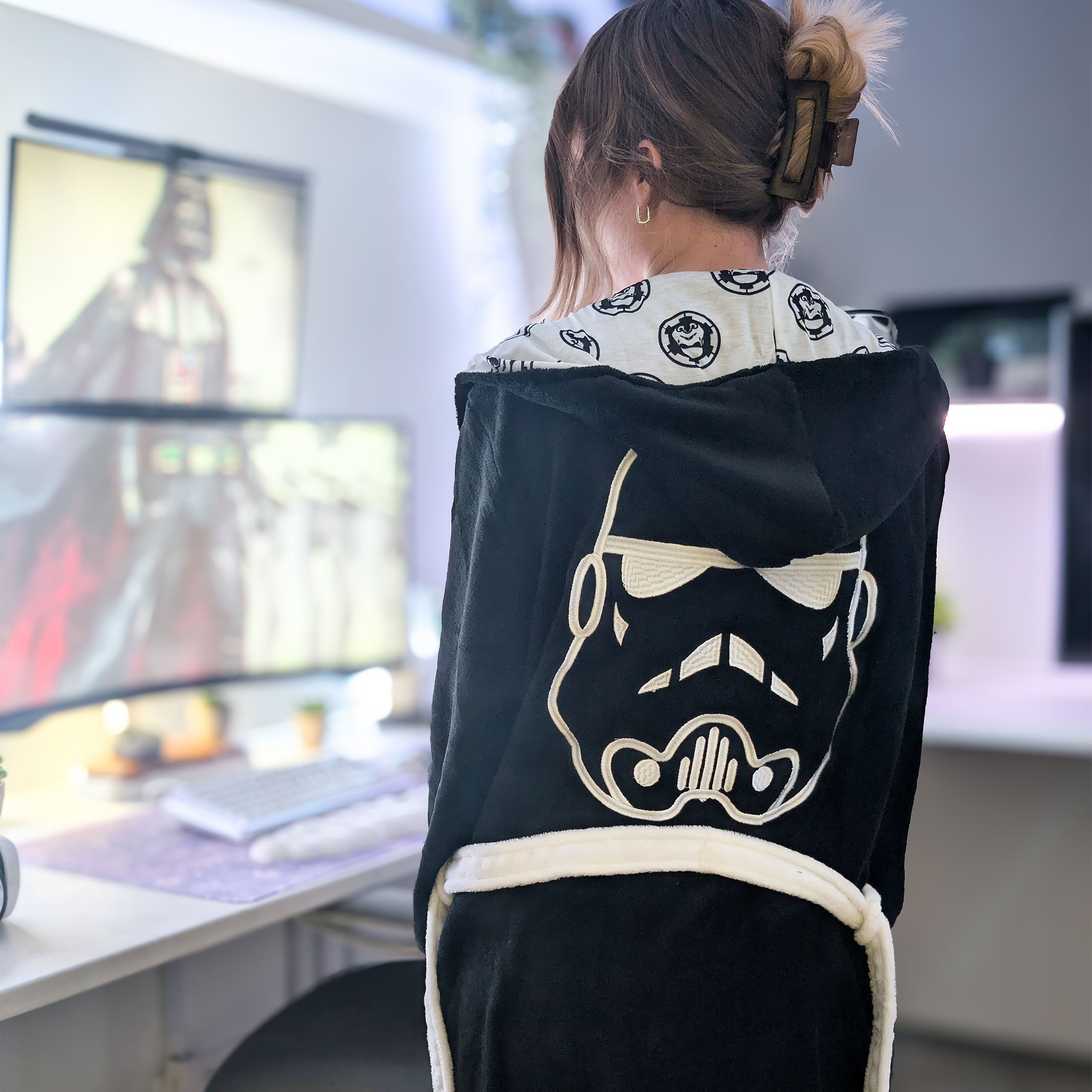 Produktbild Star Wars - Stormtrooper Bademantel schwarz-weiß