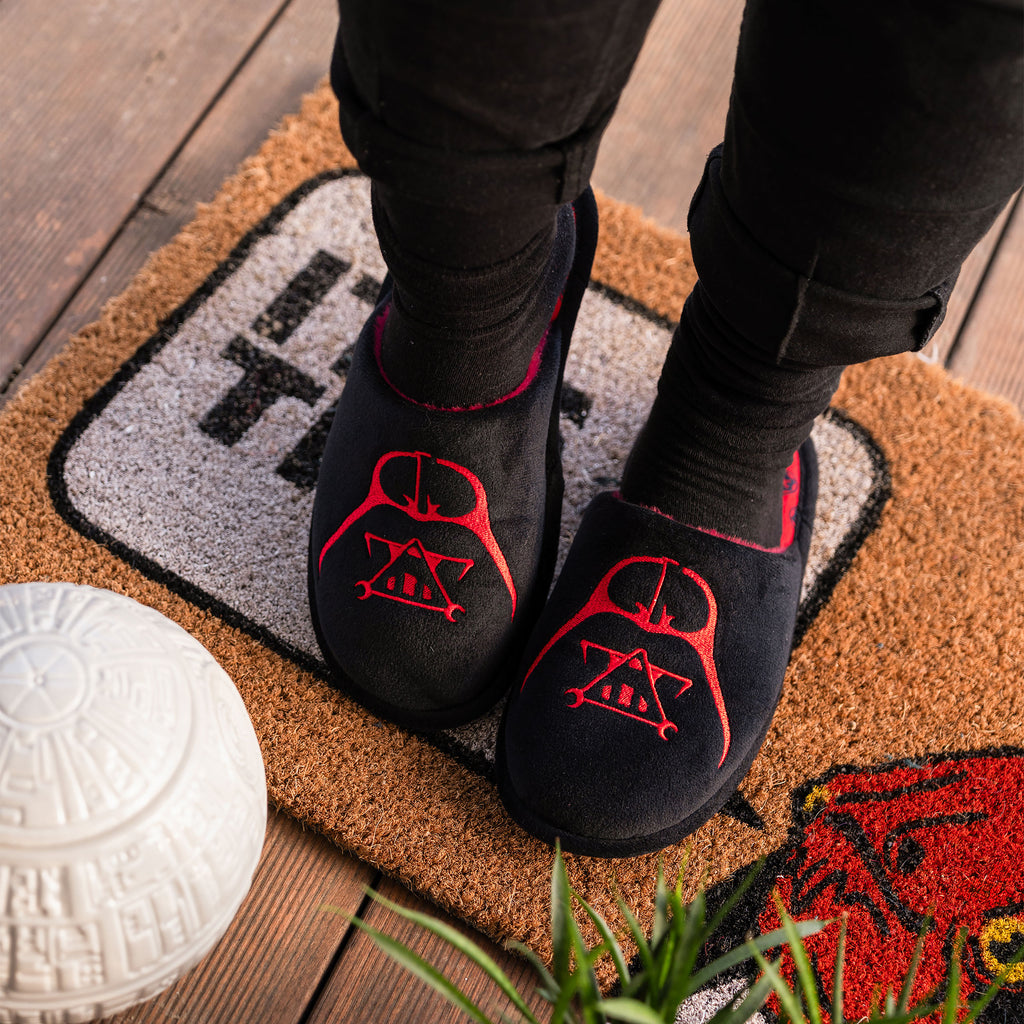 Produktbild Star Wars - Darth Vader Pantoffeln schwarz-rot