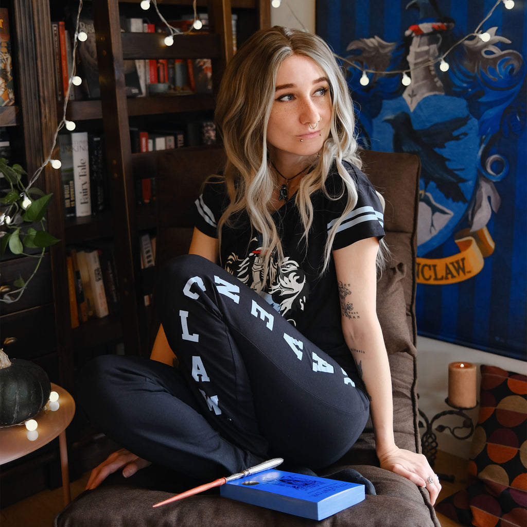 Produktbild Ravenclaw Wappen Pyjama schwarz - Harry Potter
