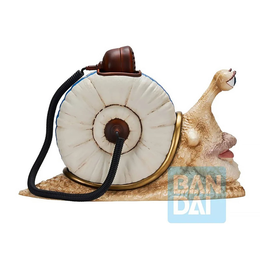 Produktbild One Piece - Den Den Mushi Figur Monkey D. Garp Version