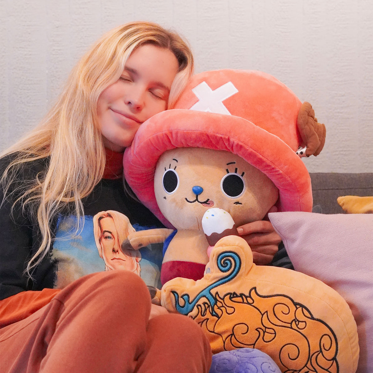 Produktbild One Piece - Tony Chopper mit Eis New World Plüsch Figur XL