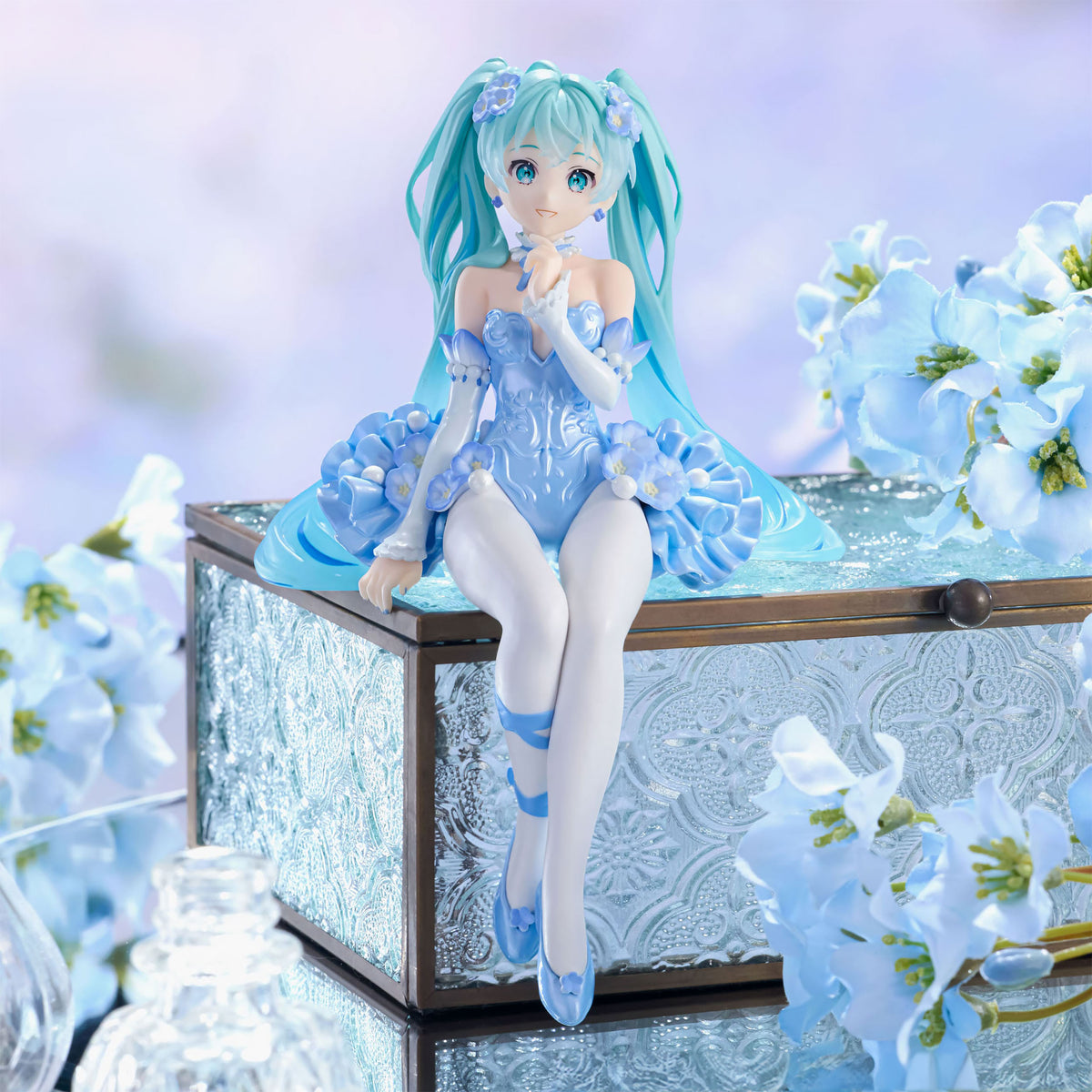 Produktbild Hatsune Miku - Noodle Stopper Figur Flower Fairy Nemophila Pail Blue Color Version