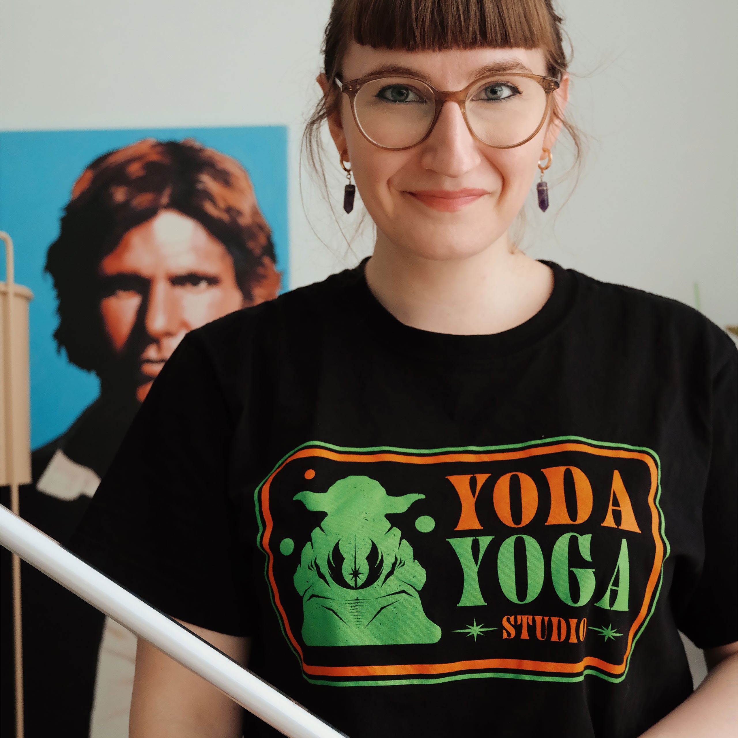 Produktbild Star Wars - Yoda Yoga Studio T-Shirt schwarz