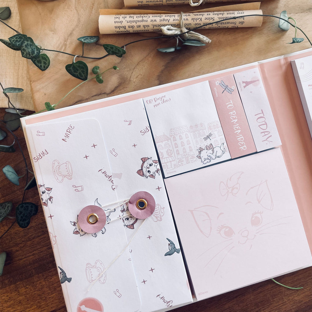 Produktbild Aristocats - Marie Parisian Dream Wochenplaner Buch