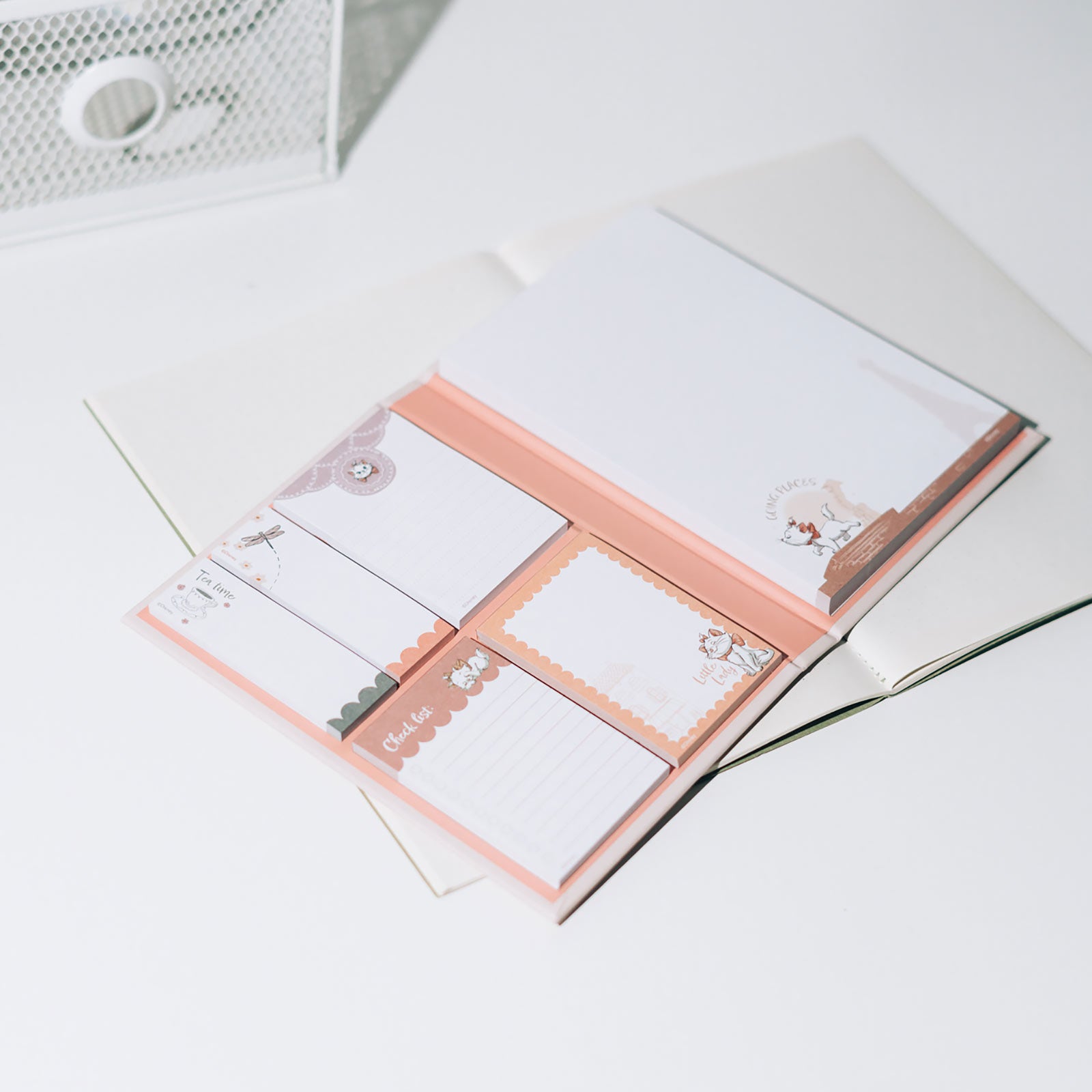 Produktbild Aristocats - Bonjour Marie Haftnotizen Buch