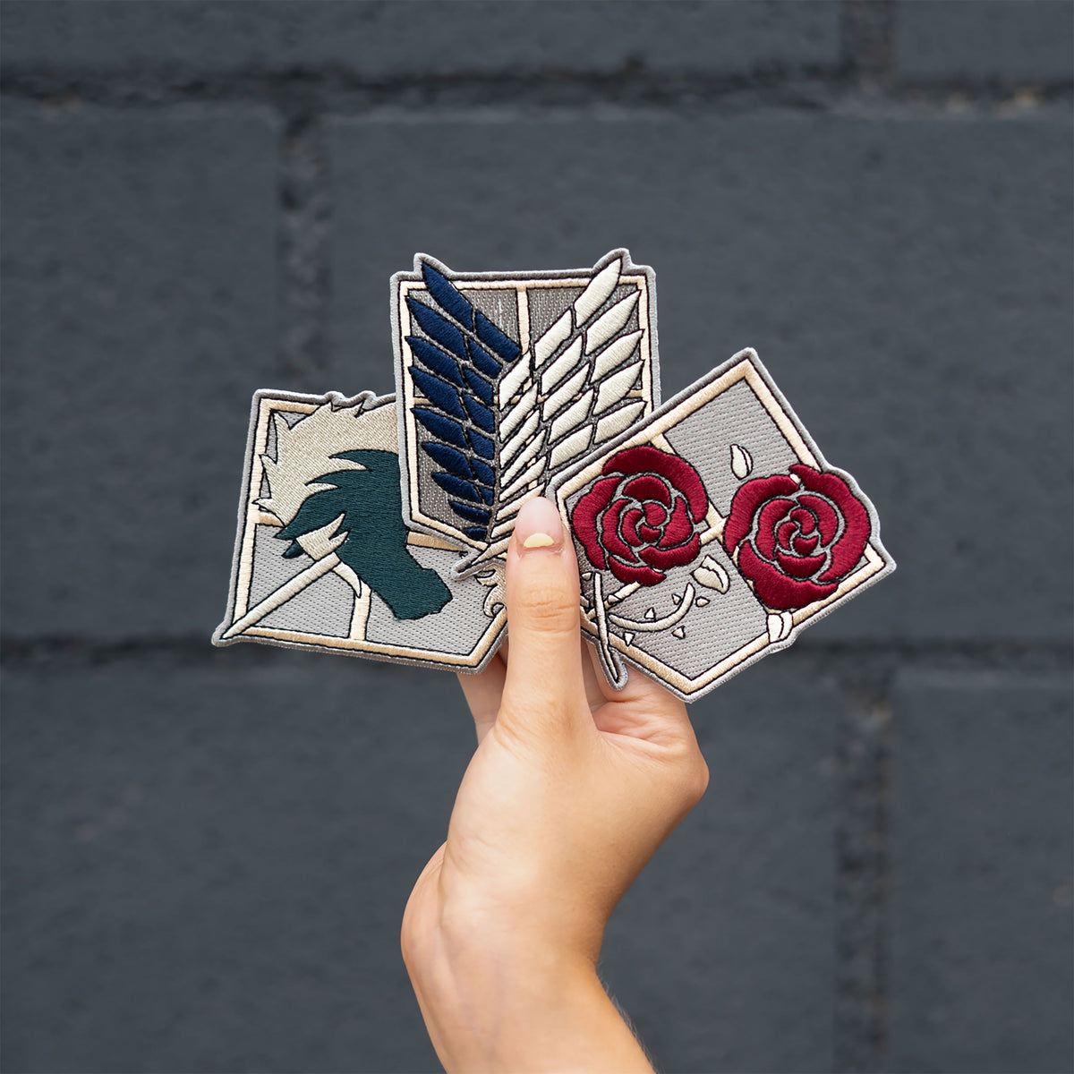 Produktbild Attack on Titan - Scout Aufnäher 3er Set