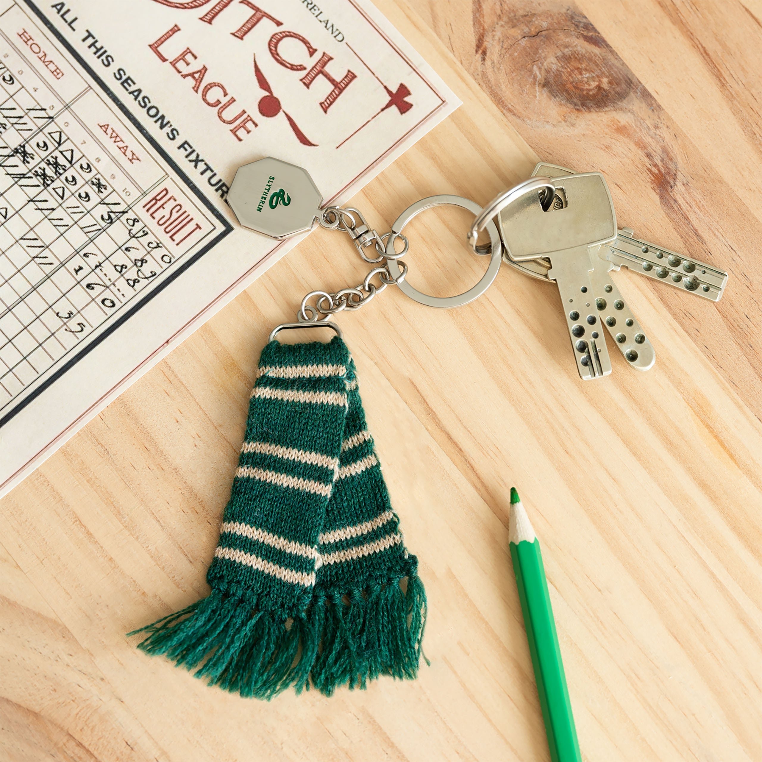 Produktbild Harry Potter - Slytherin Schal Schlüsselanhänger