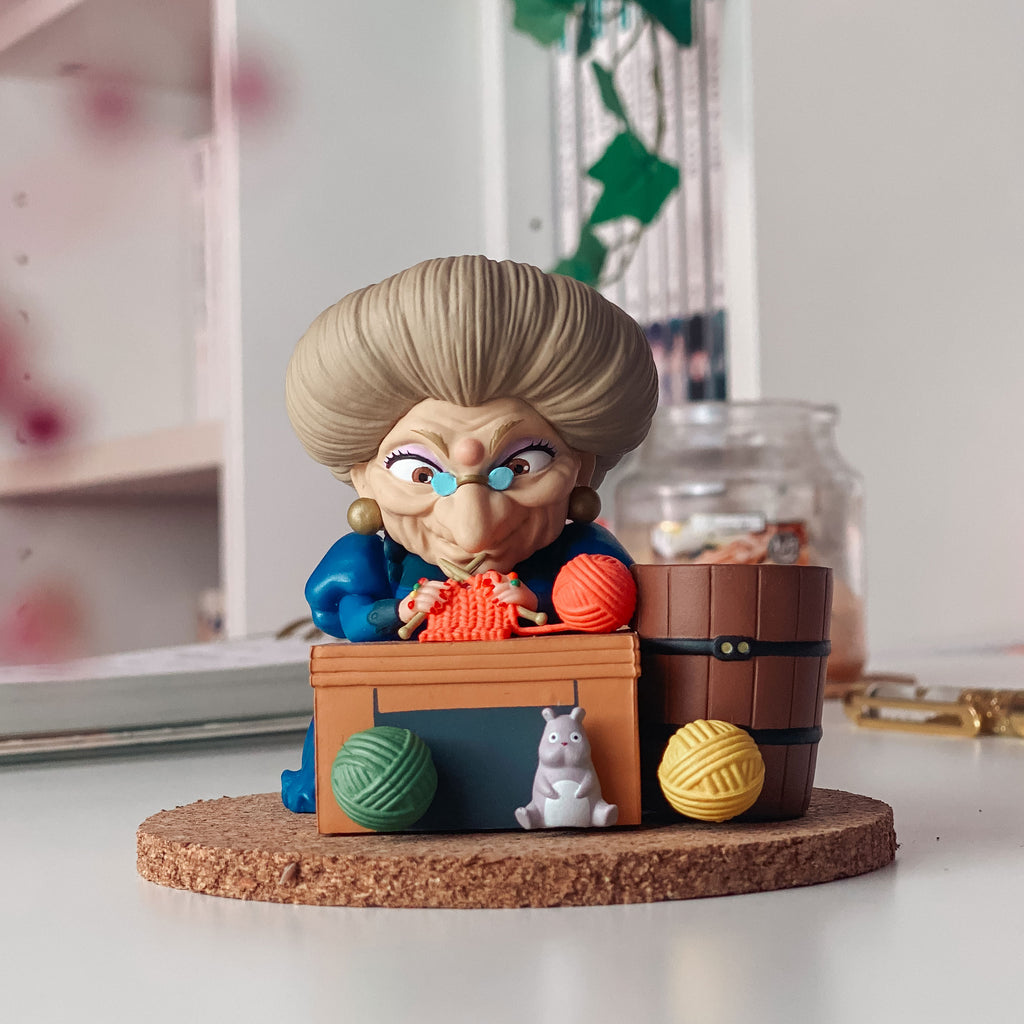 Produktbild Chihiros Reise ins Zauberland - Zeniba Stifthalter 7cm
