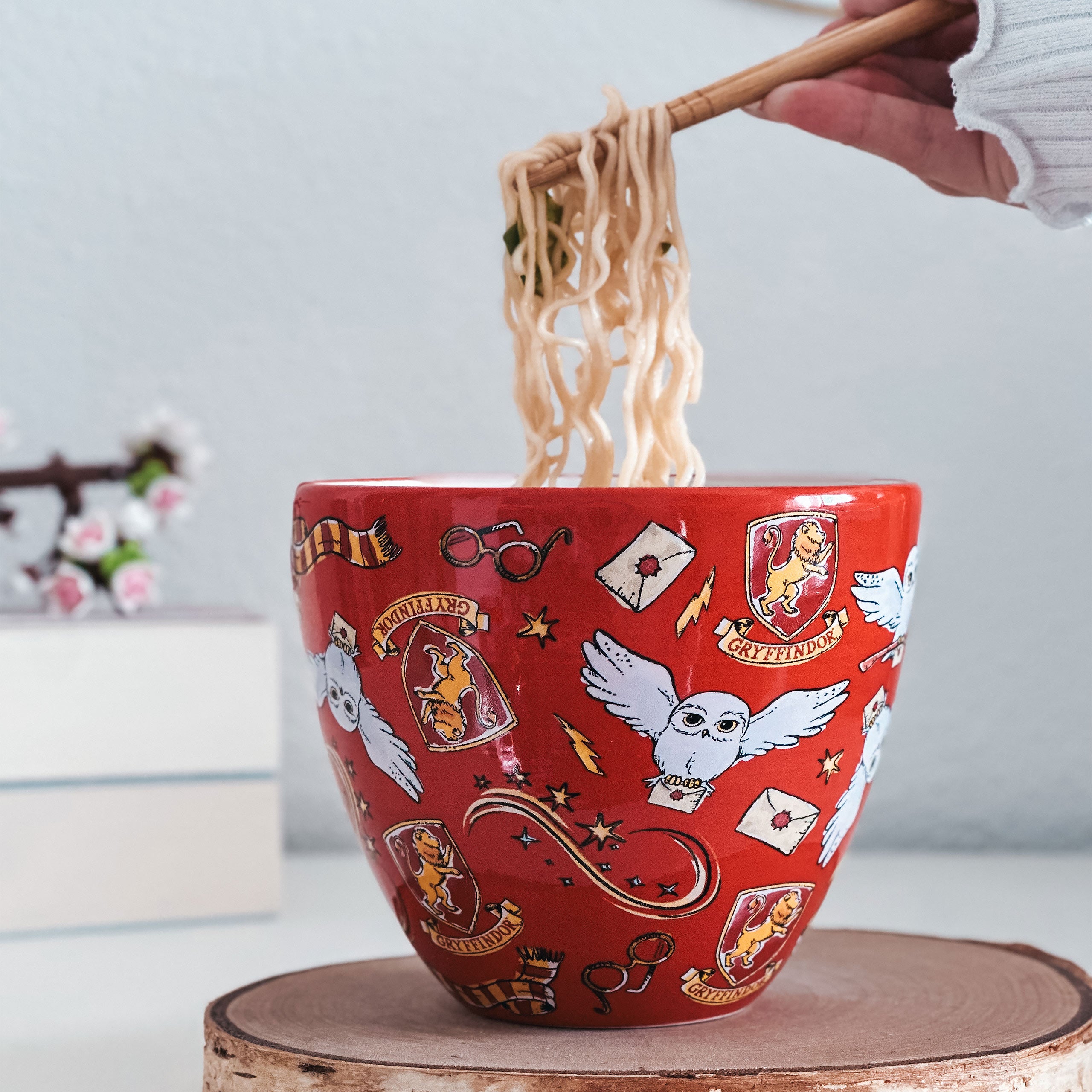 Produktbild Magic Symbols Ramen Schale mit Ess-Stäbchen - Harry Potter