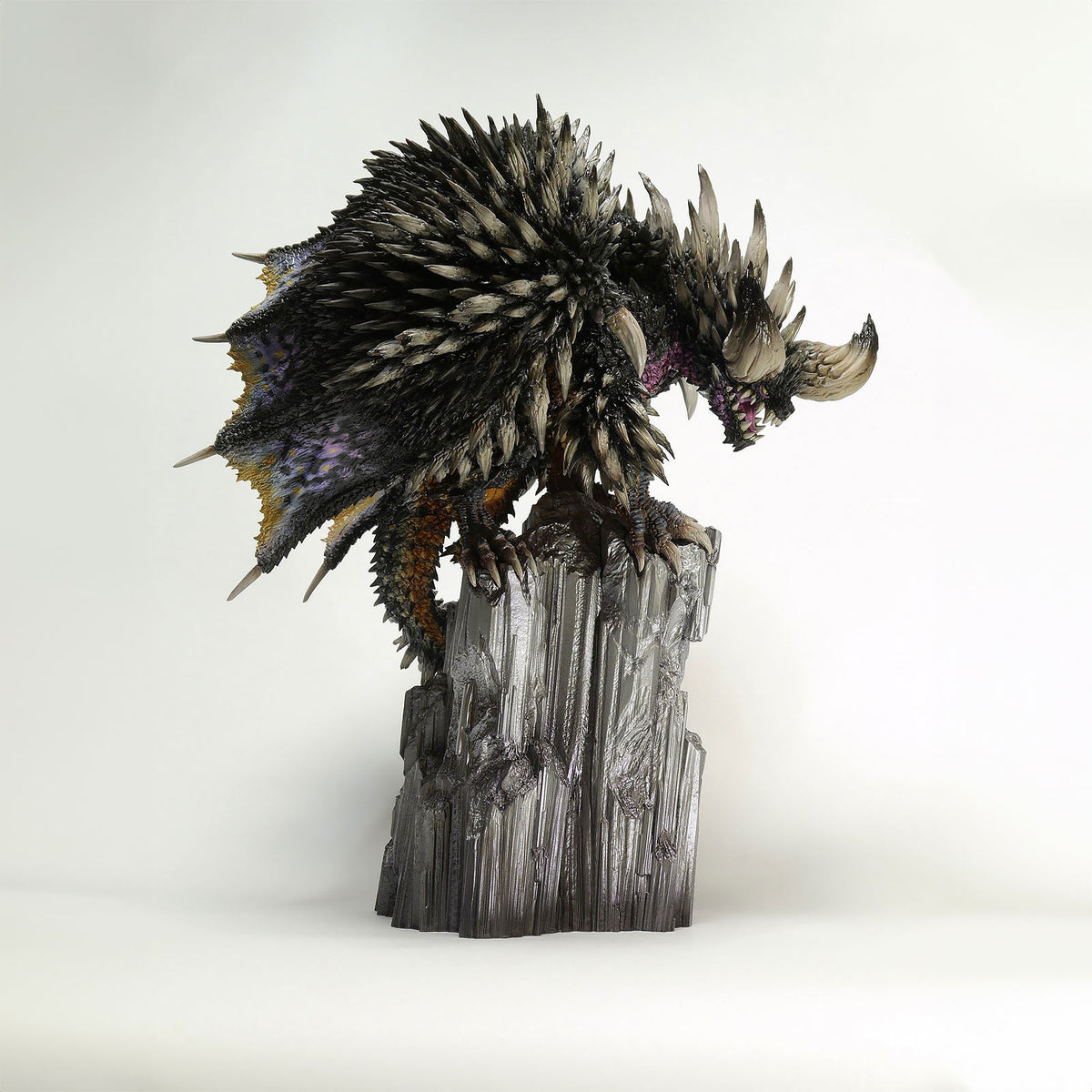 Produktbild Monster Hunter - Nergigante Statue Creators Model Resell Version