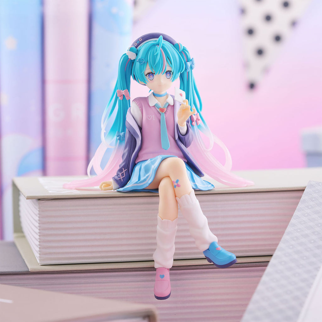 Hatsune Miku - Miku Love Noodle Stopper Figur Blazer Navy Color Version