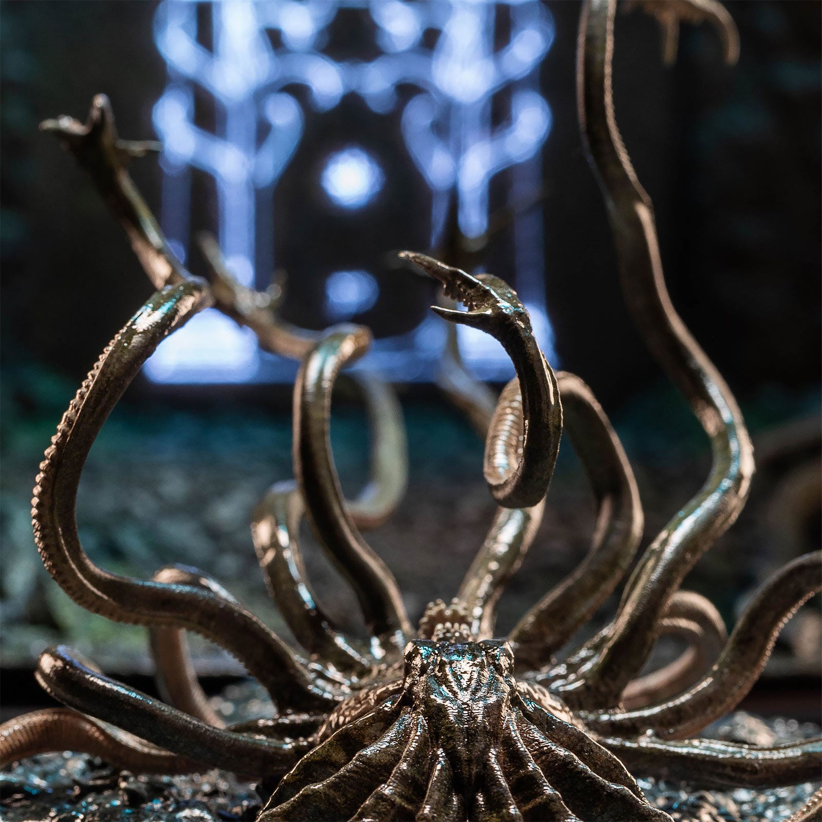 Product image The Lord of the Rings - The Watcher in the Water Diorama Figure