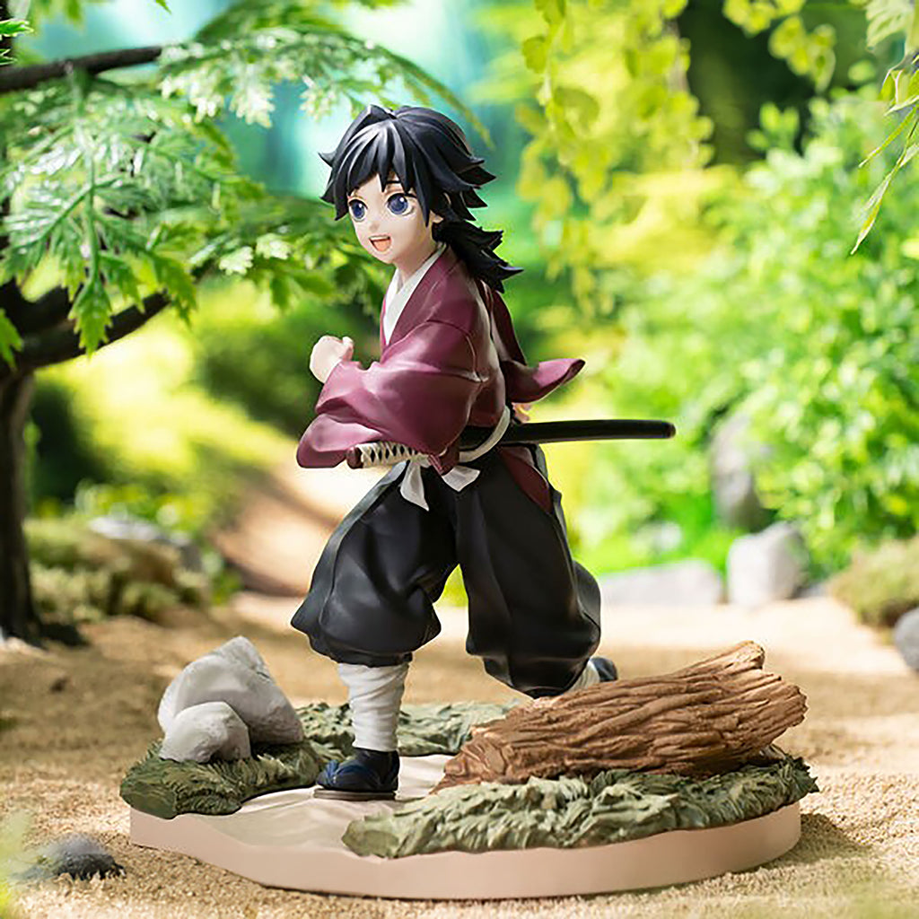 Demon Slayer - Giyu Tomioka Xross Link Figur