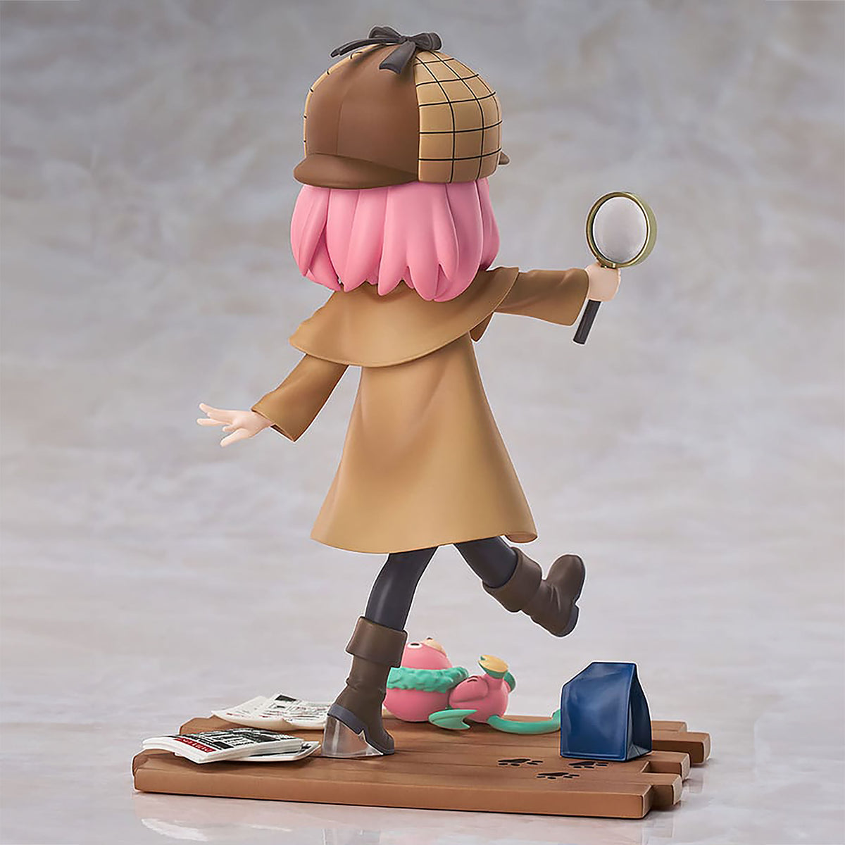 Produktbild Spy x Family - Anya Forger Figur Detective Version 1:7