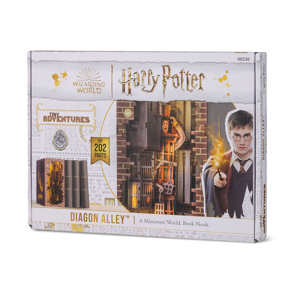 Product image Harry Potter - Diagon Alley Book Nook Model Kit Wood