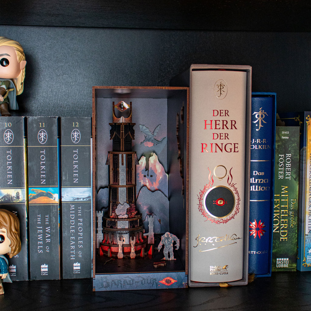 Produktbild Der Herr der Ringe - Barad-dur Book Nook Modell Bausatz Holz