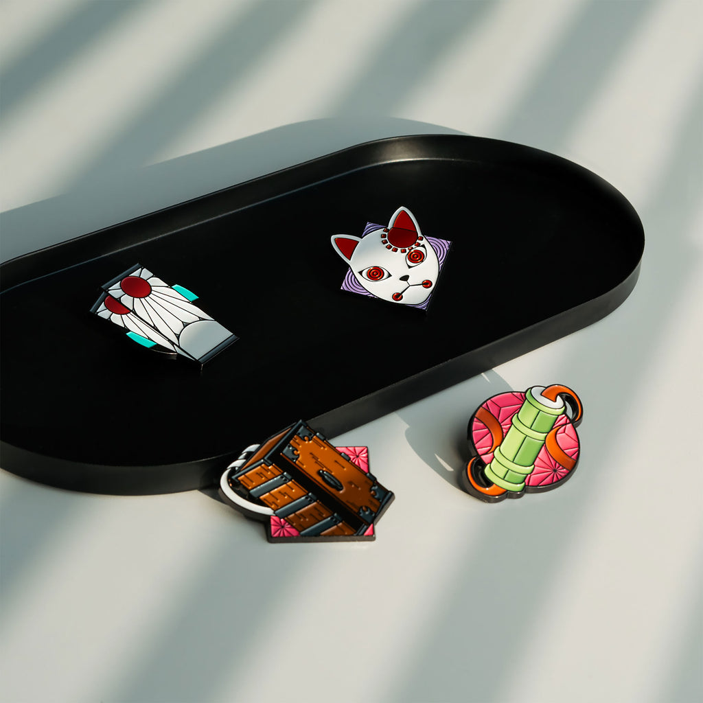 Produktbild Demon Slayer - Symbol Pin 4er Set
