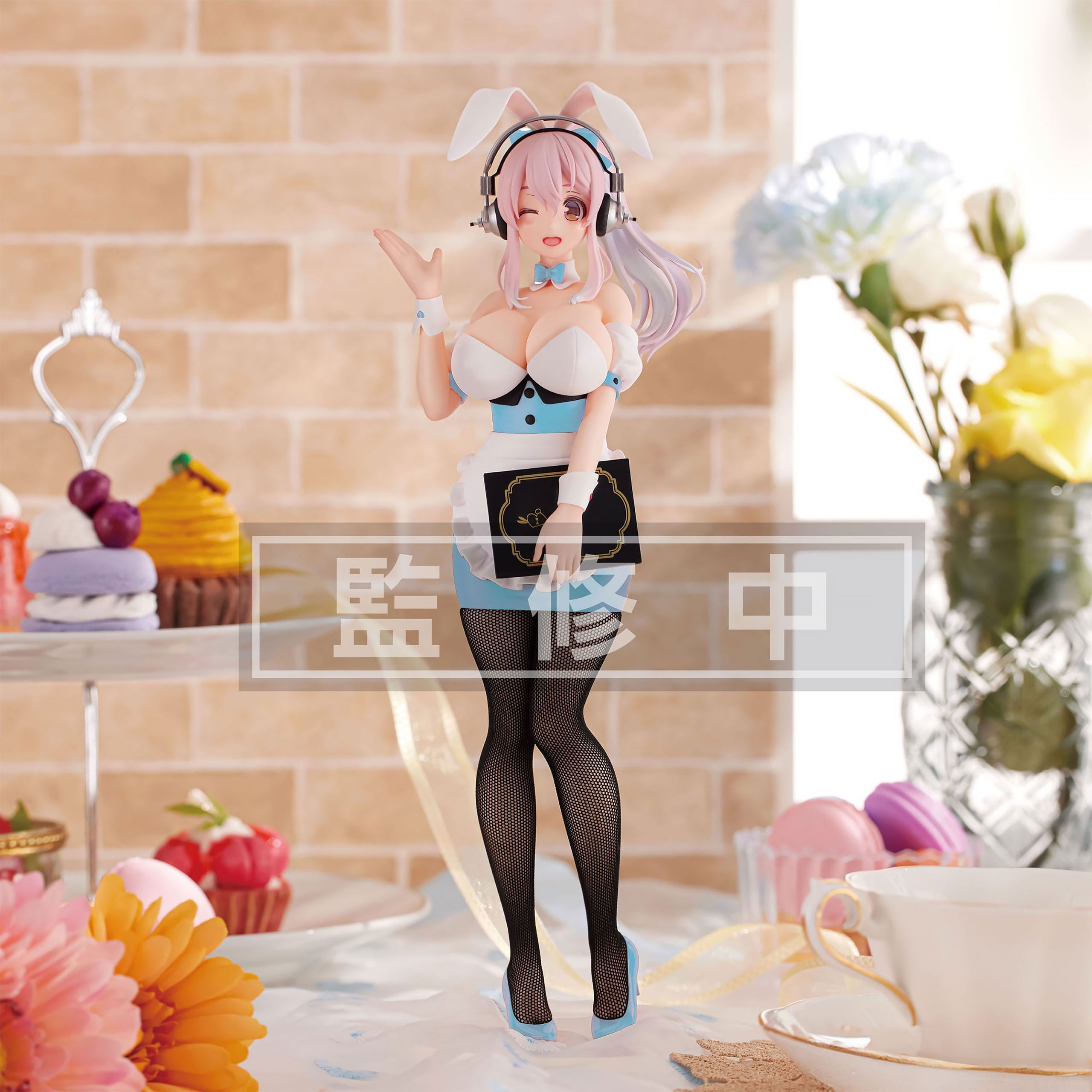 Produktbild Super Sonico - BiCute Bunnies Figur Waitress Light Blue Color Version