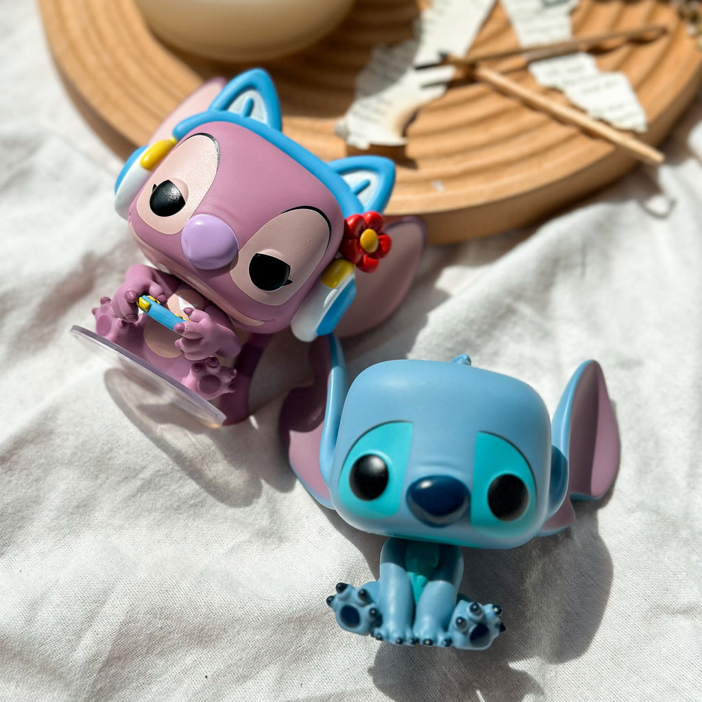 Produktbild Stitch sitzend Funko Pop Figur - Lilo & Stitch
