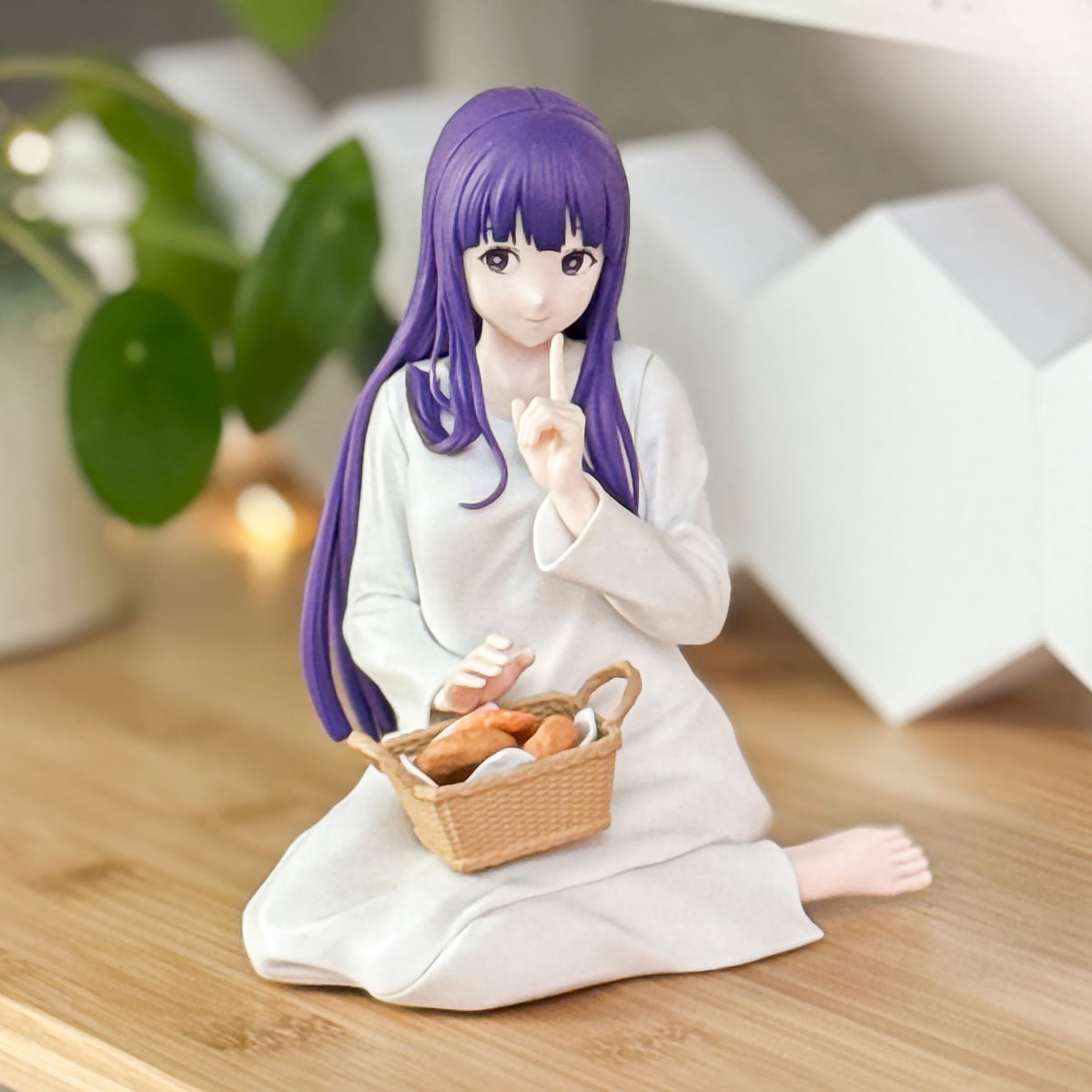 Product image Frieren: Beyond Journey’s End - Fern Nap Figure