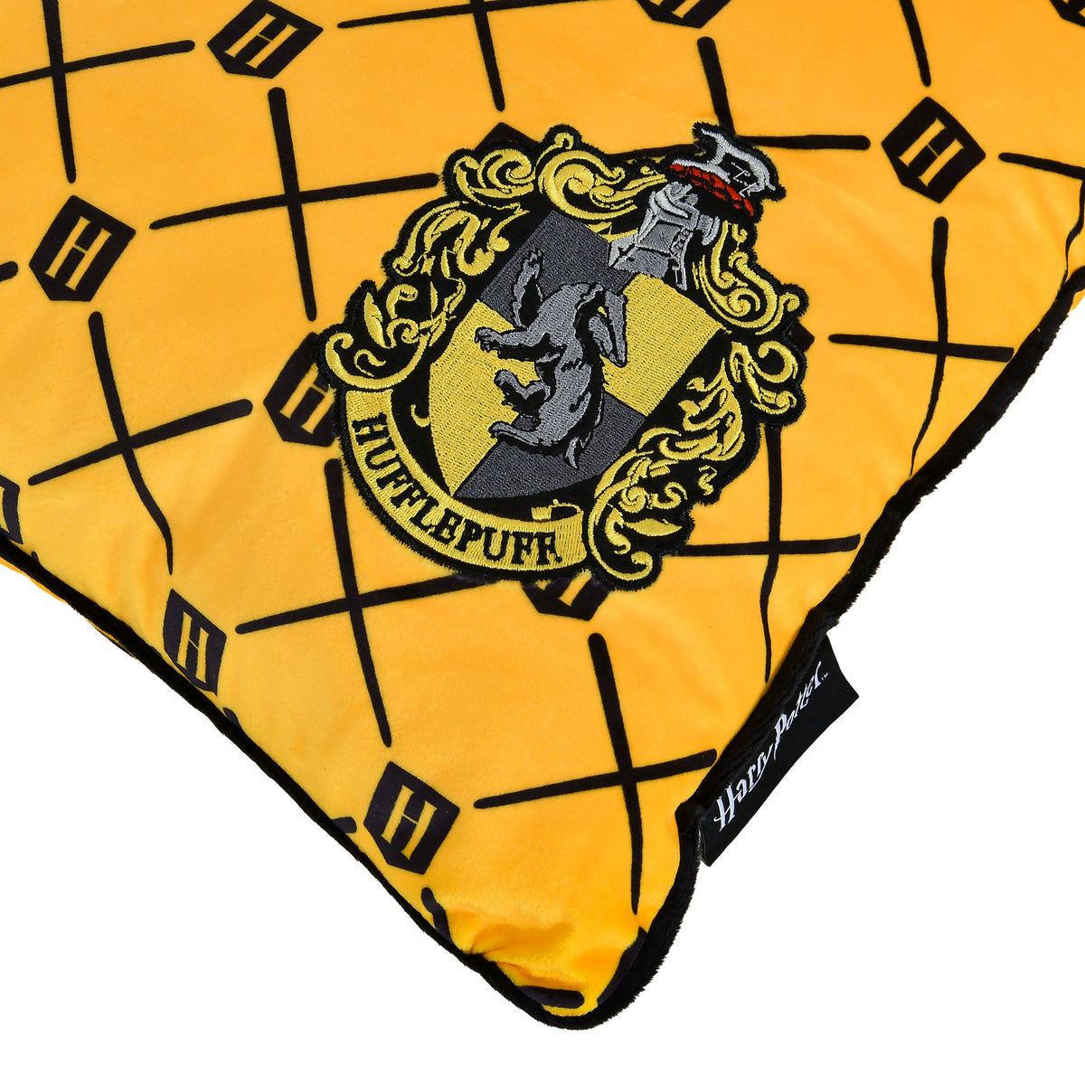 Produktbild Harry Potter - Hufflepuff Logo Kissen