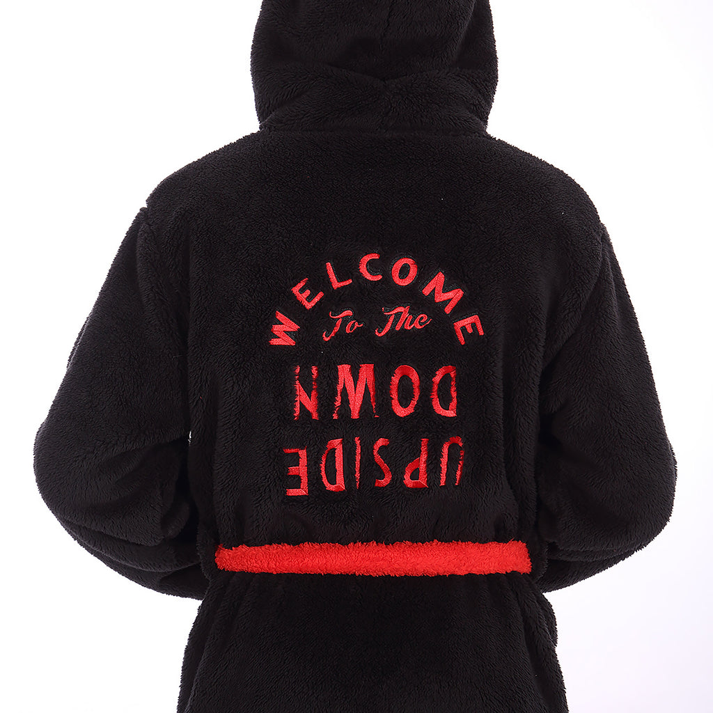 Produktbild Stranger Things - Logo Bademantel