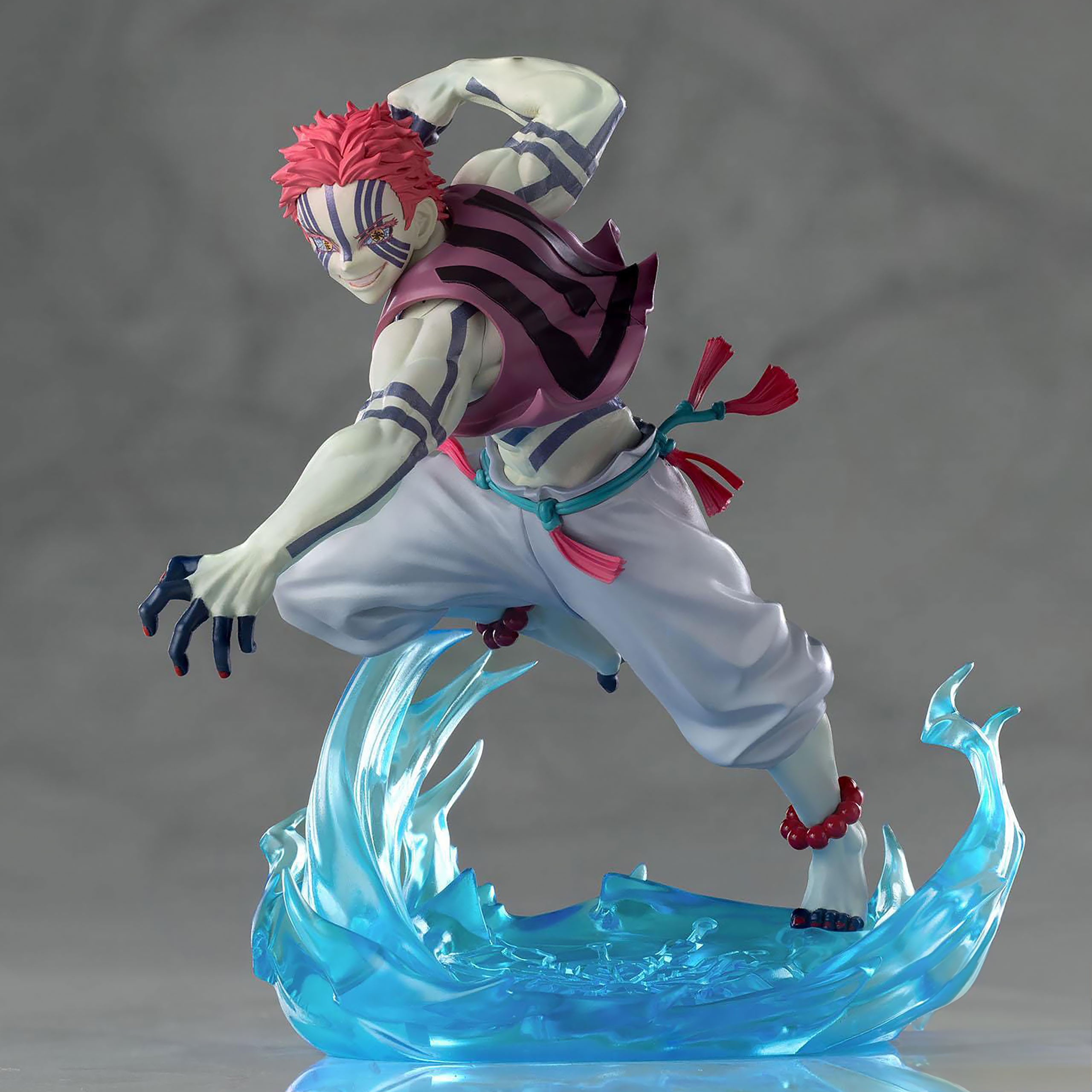 Produktbild Demon Slayer - Akaza Xross Link Anime Figur 14cm