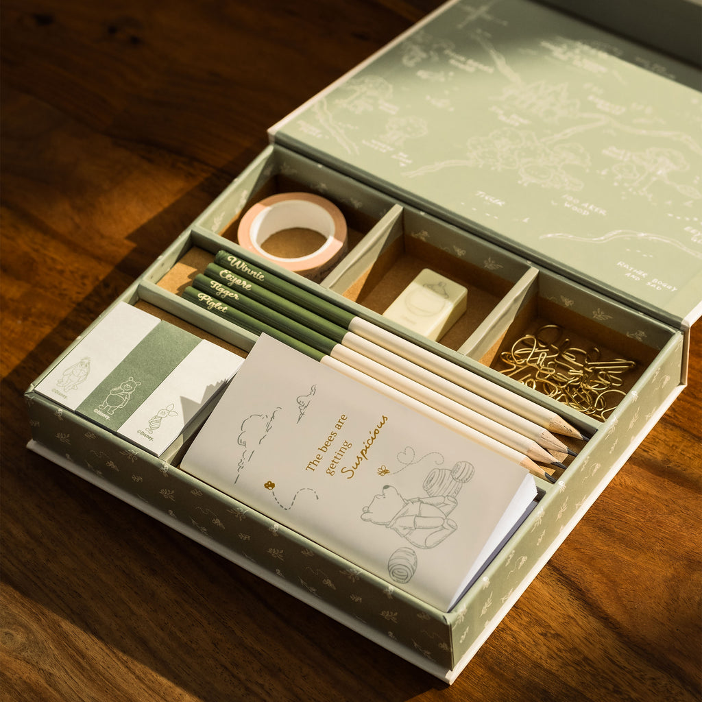 Product image Winnie the Pooh - Friends Stationery Set