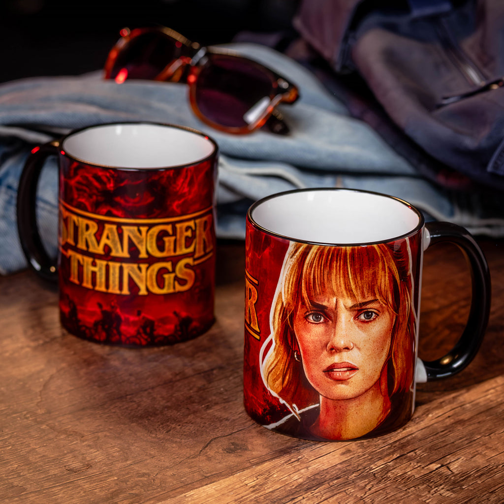 Produktbild Robin Tasse - Stranger Things Final Season