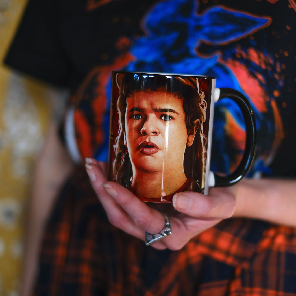 Produktbild Dustin Tasse - Stranger Things Final Season