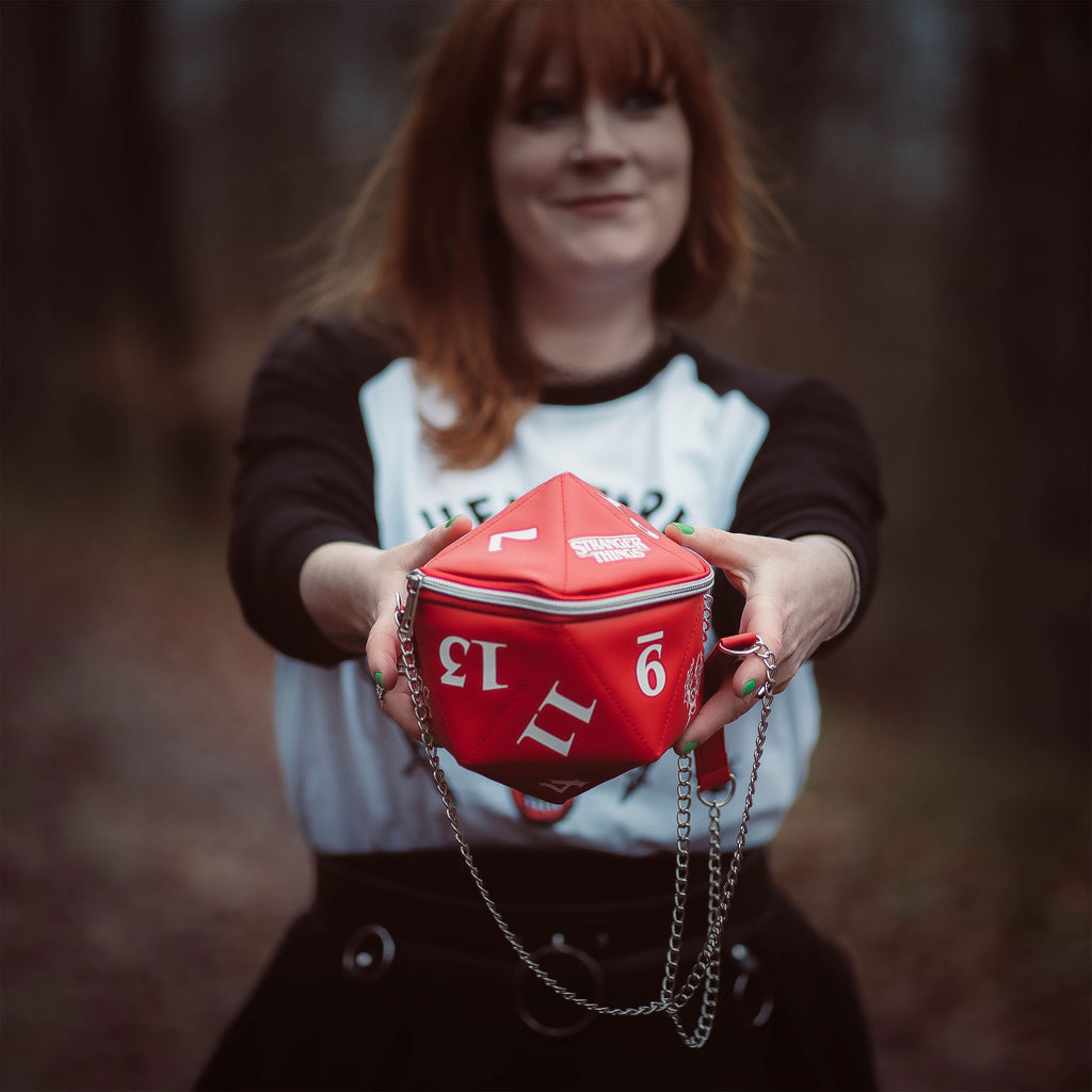 Produktbild Stranger Things - D20 Würfel Handtasche