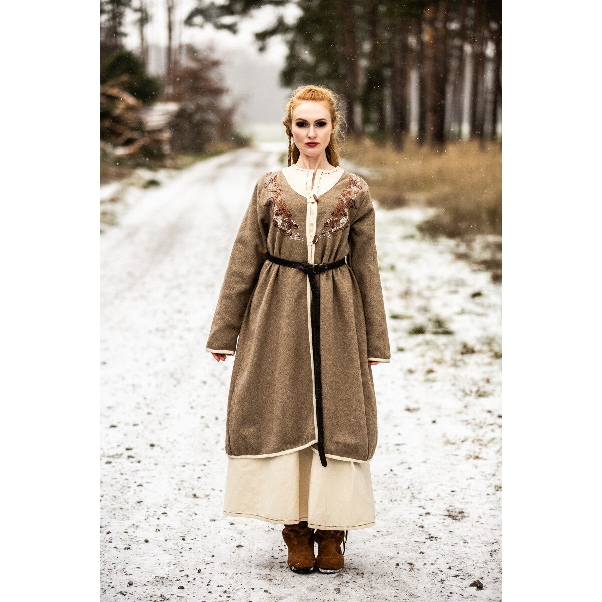 Produktbild Mittelalter Birka Mantel Skadi beige