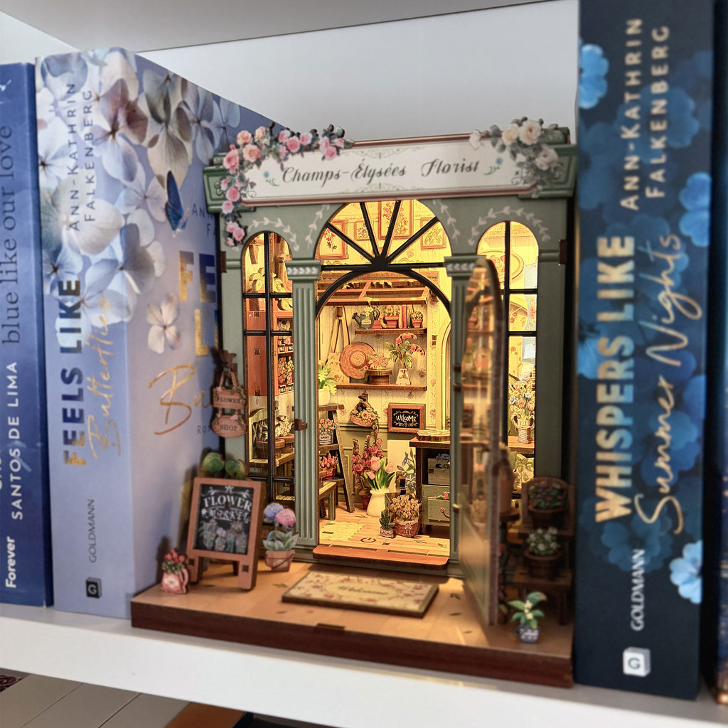 Produktbild CuteBee - Champs-Élysées Florist Miniaturhaus Book Nook Modell Bausatz