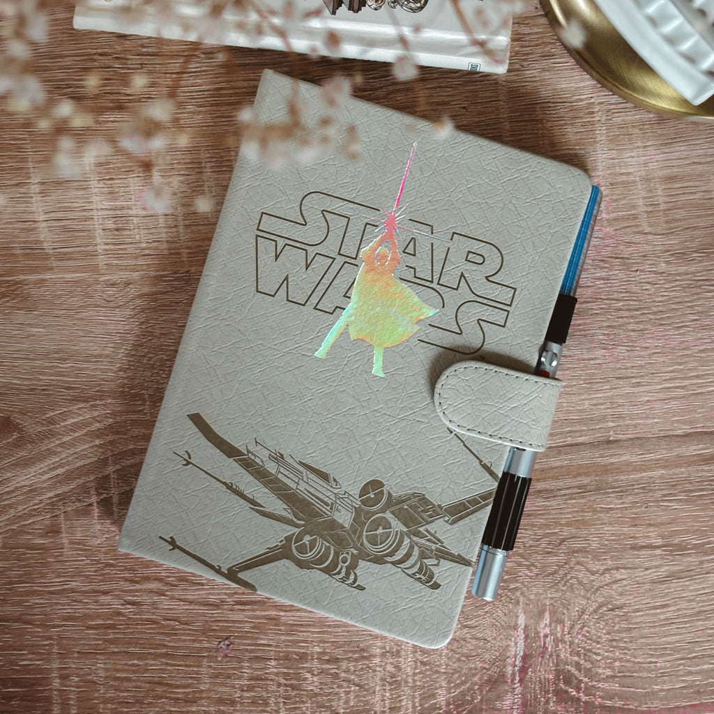 Produktbild Star Wars - Luke Skywalker Notizbuch mit Lichtschwert Stift