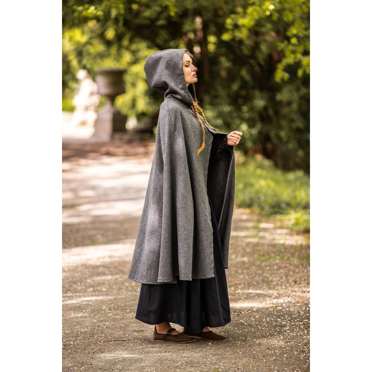 Produktbild Mittelalter Damenumhang Heidi grau