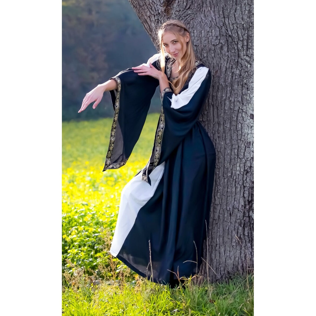 Produktbild Mittelalter Kleid Ivette schwarz-weiß