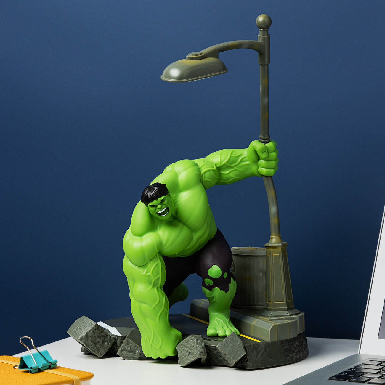 Produktbild Hulk - Tischlampe