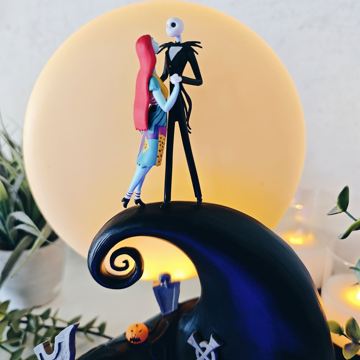 Produktbild Nightmare Before Christmas - Jack und Sally Diorama Tischlampe