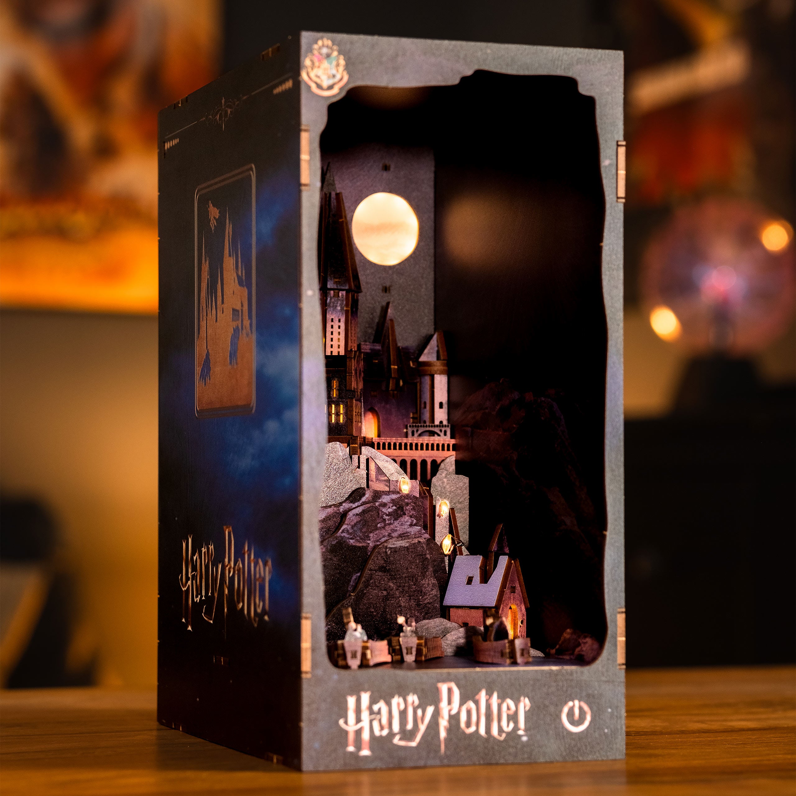 Produktbild Harry Potter - Hogwarts Schloss Nook Modell Bausatz Holz