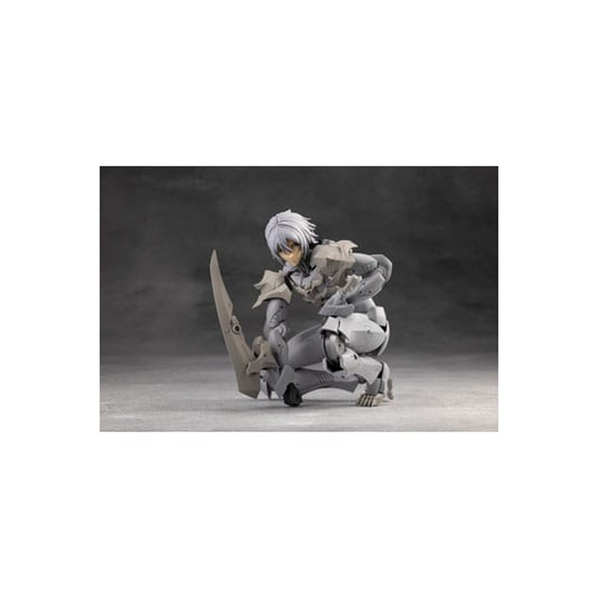 Produktbild Megalomaria Unlimited Universe - Zirconia Model Kit Figur