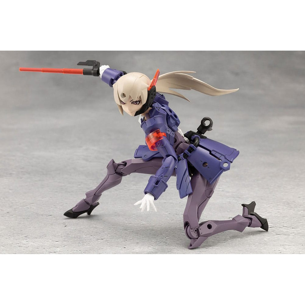 Produktbild Megalomaria Unlimited Universe - Valiant Model Kit Figur