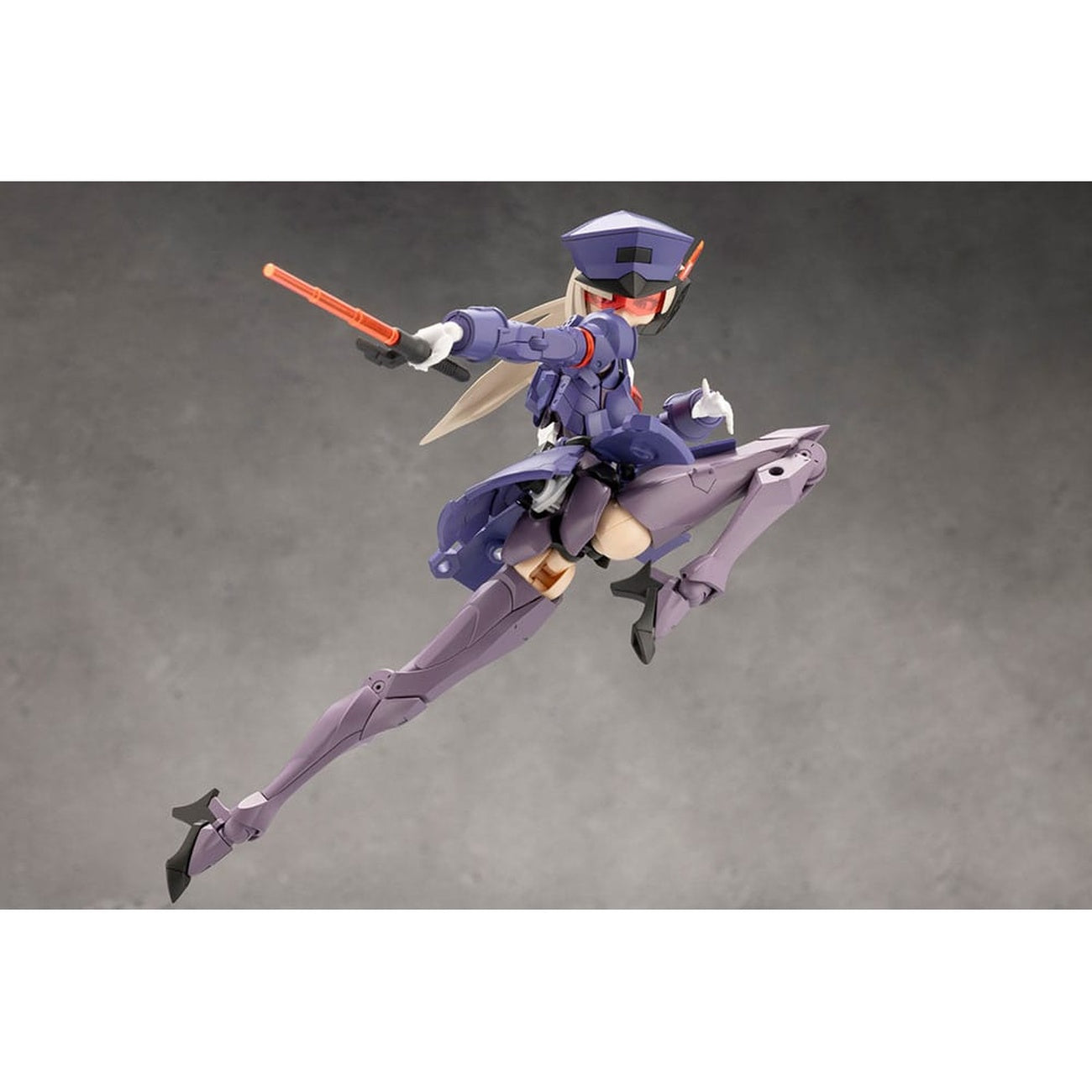 Produktbild Megalomaria Unlimited Universe - Valiant Model Kit Figur