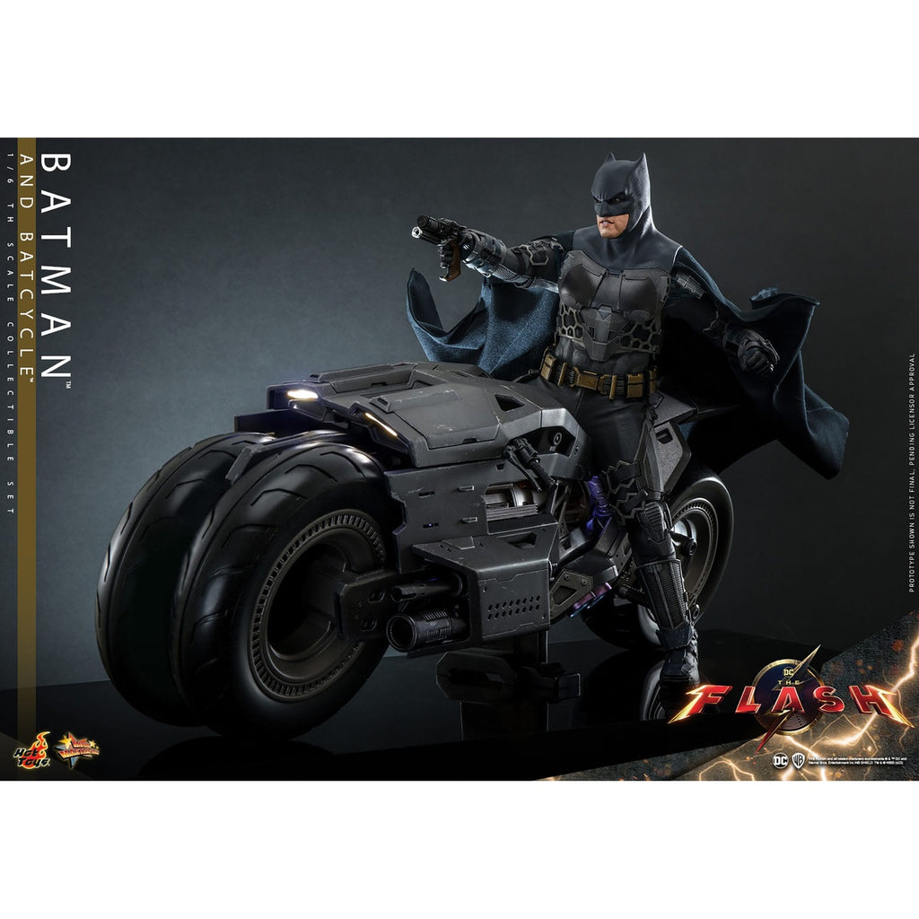 Produktbild The Flash - Batman & Batcycle Masterpiece Actionfiguren Set 1:6